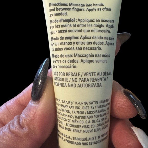 Mary Kay Satin Hand Trio Travel set - Picture 5 of 7